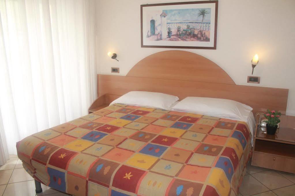 Milano Hotell Pisa